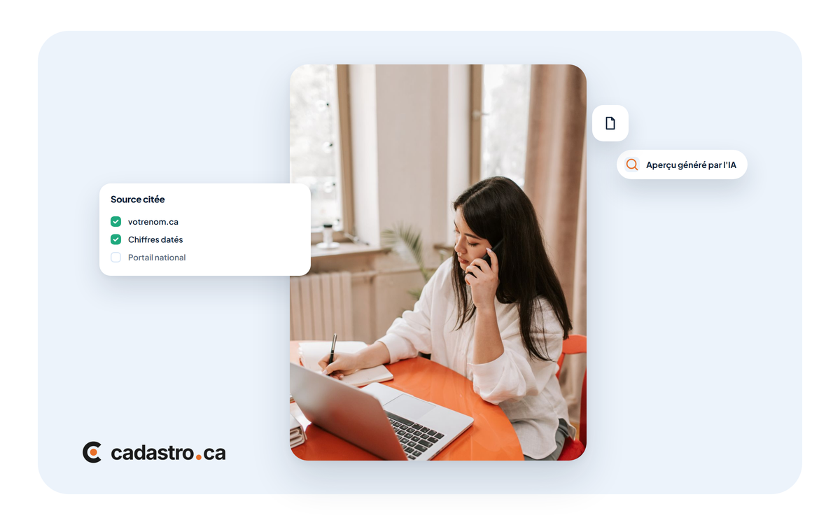 Courtière consultant des résultats de recherche sur son ordinateur